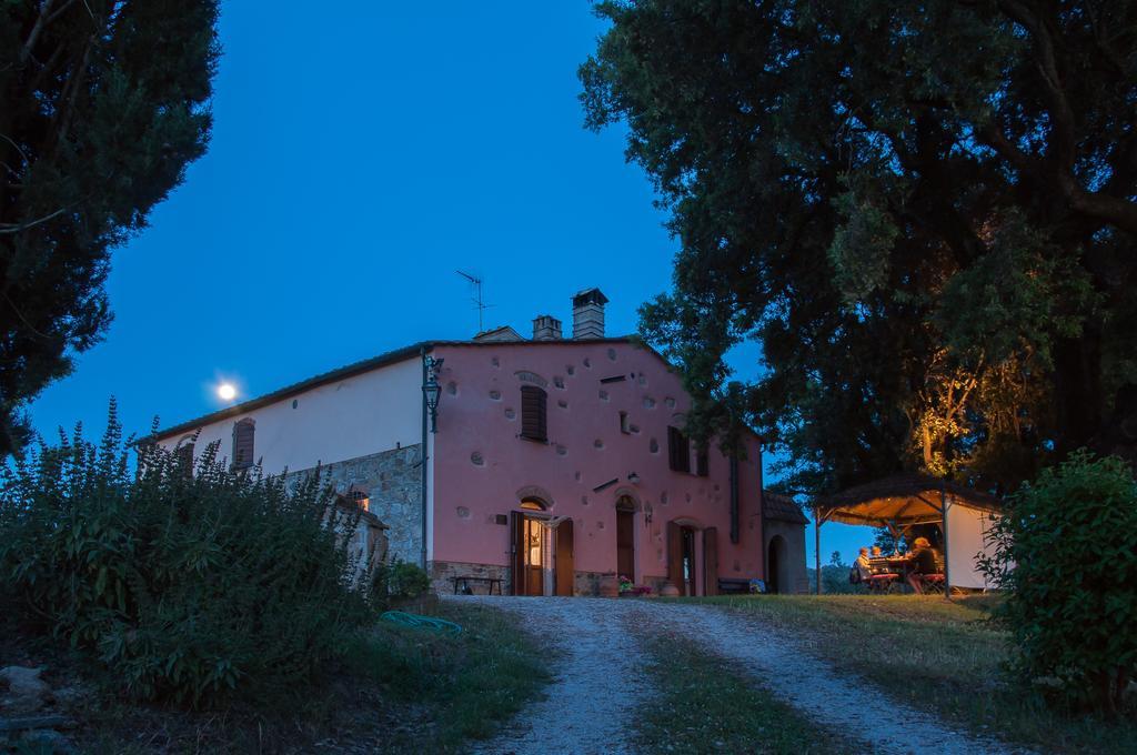 Gasthaus Agriturismo Colle Donatucci Castagneto Carducci Exterior foto